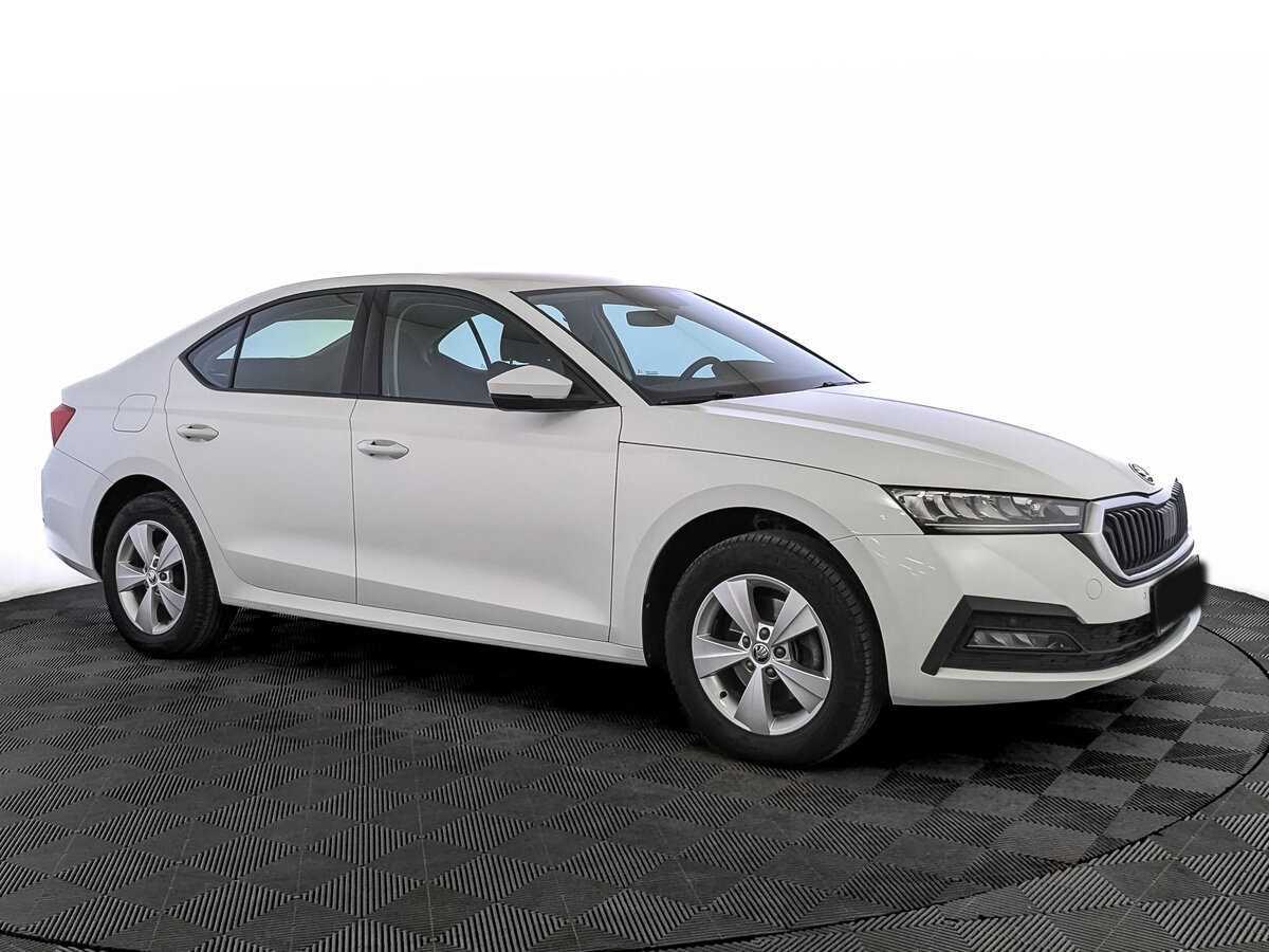 Skoda Octavia, 2021 - фото №3