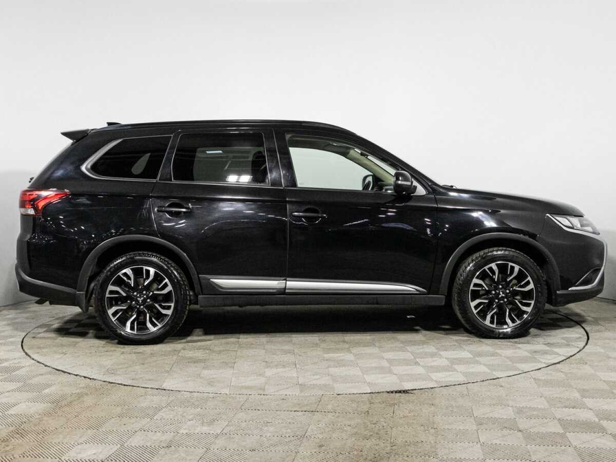 Mitsubishi Outlander, 2021 - фото №4