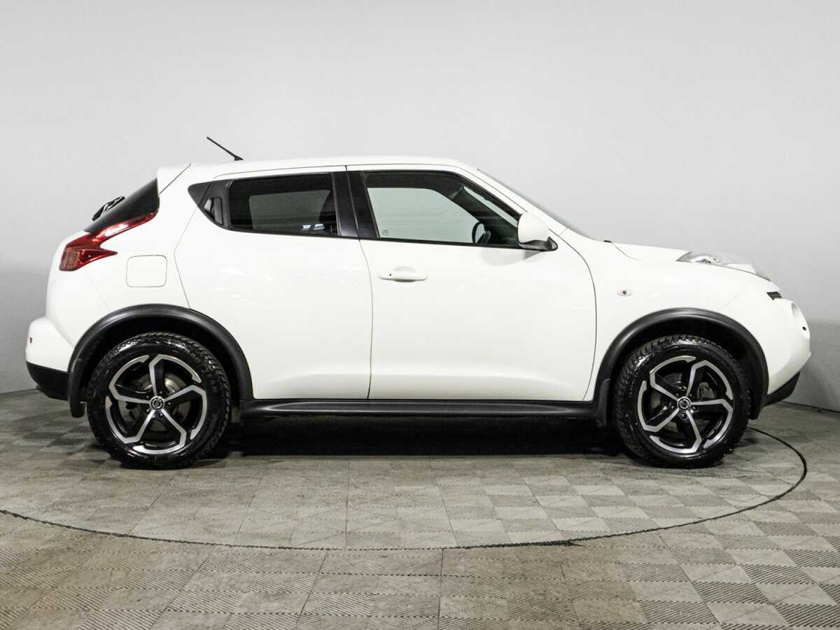 Nissan Juke, 2012 - фото №4