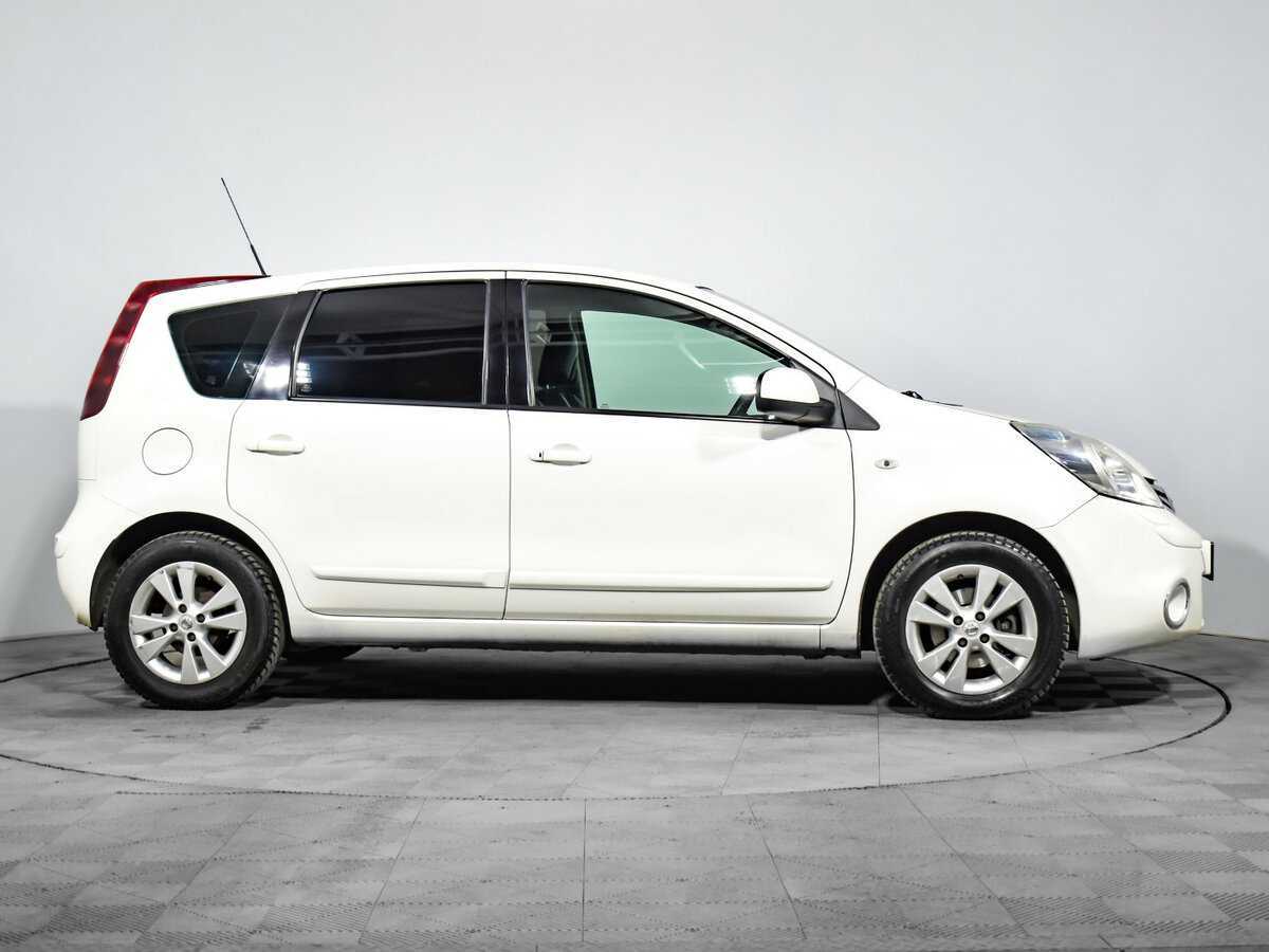 Nissan Note, 2013 - фото №4