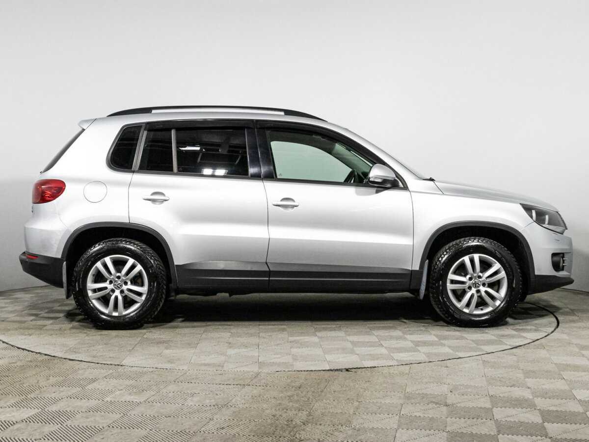 Volkswagen Tiguan, 2015 - фото №4