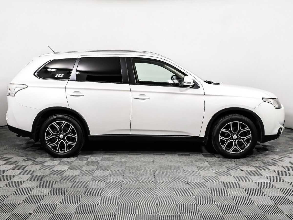 Mitsubishi Outlander, 2015 - фото №4