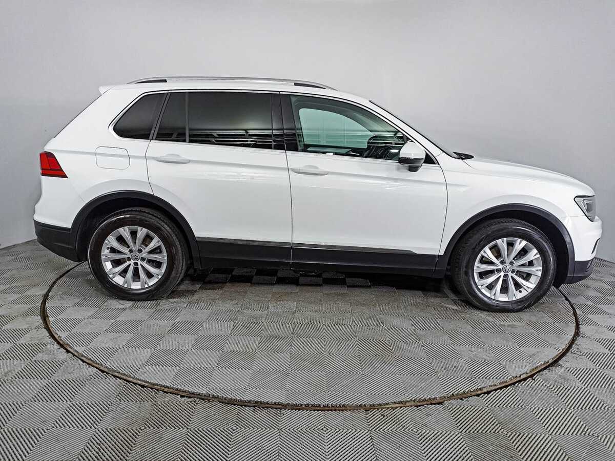 Volkswagen Tiguan, 2018 - фото №4