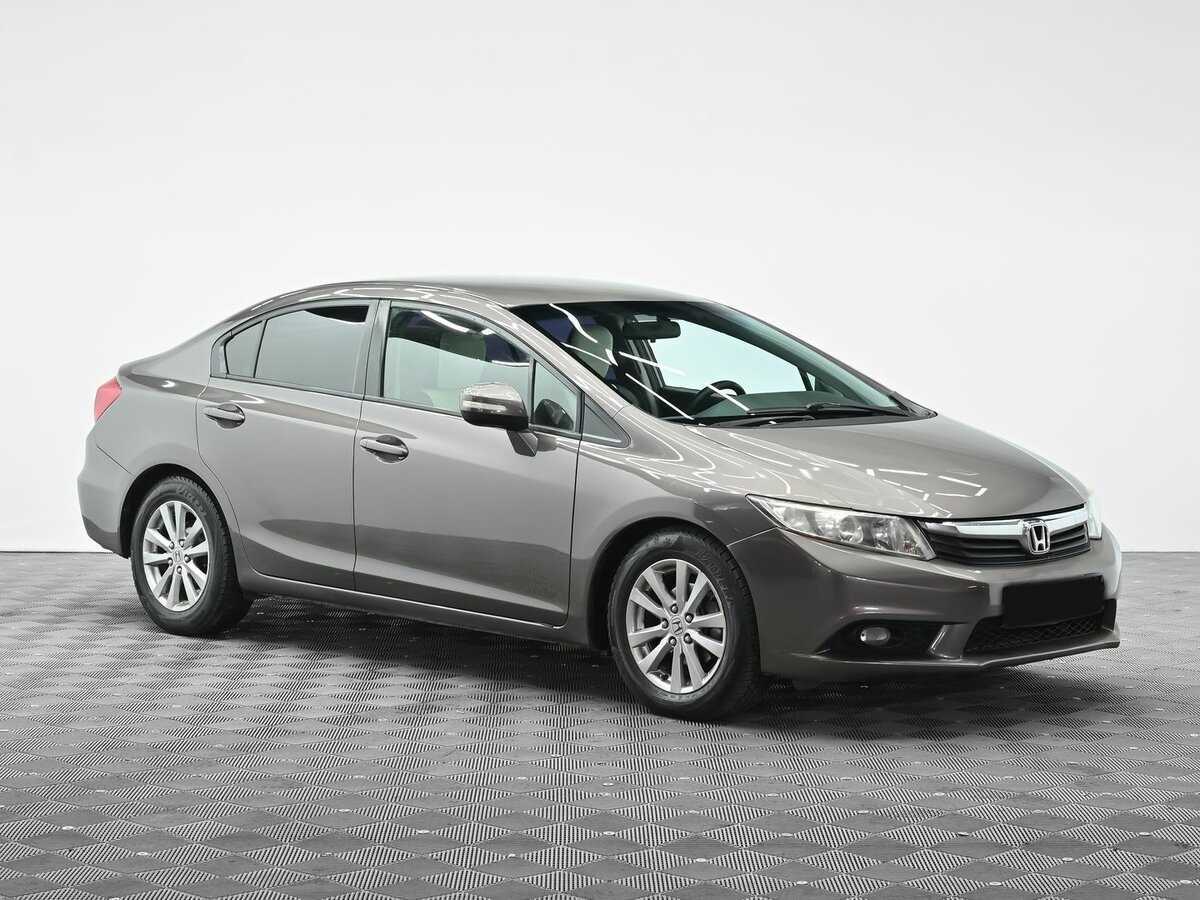Honda Civic, 2012 - фото №2