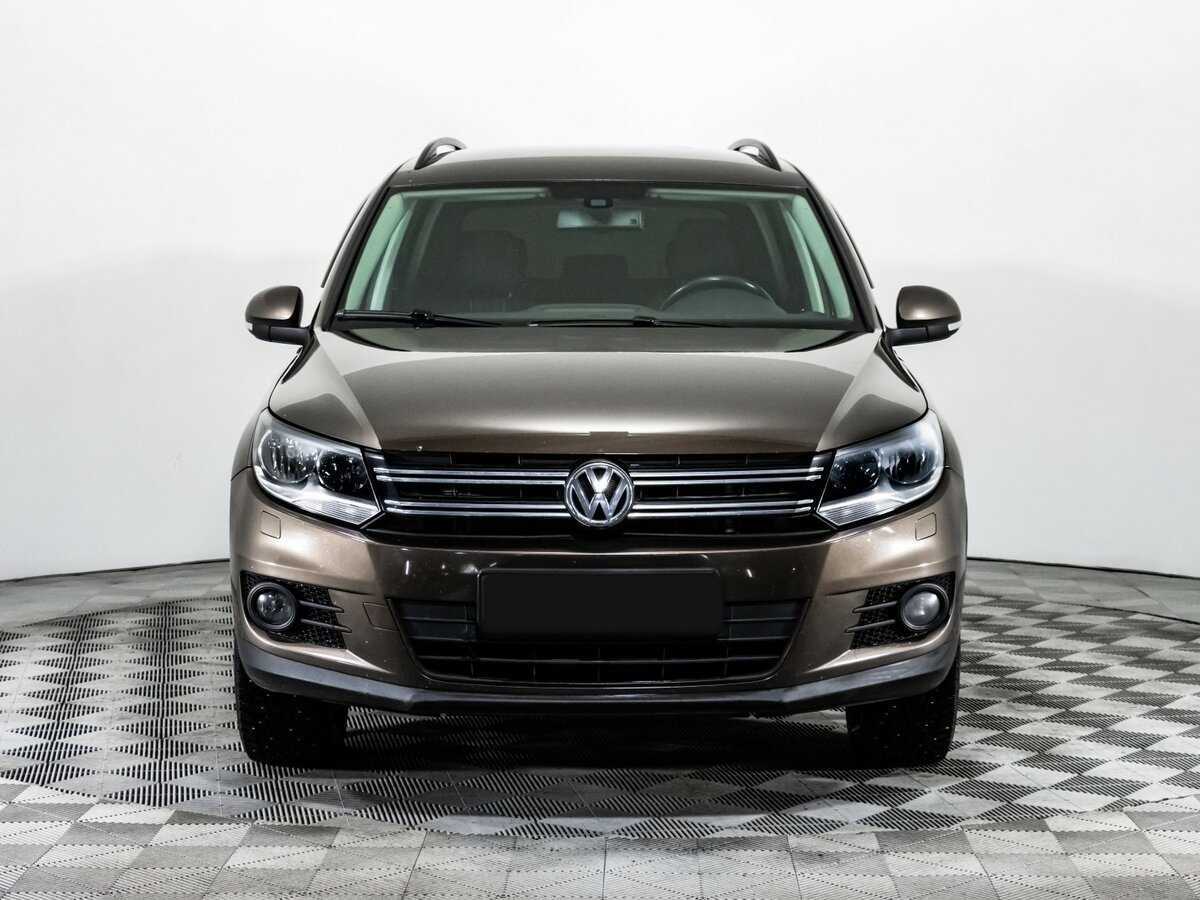 Volkswagen Tiguan, 2015 - фото №2