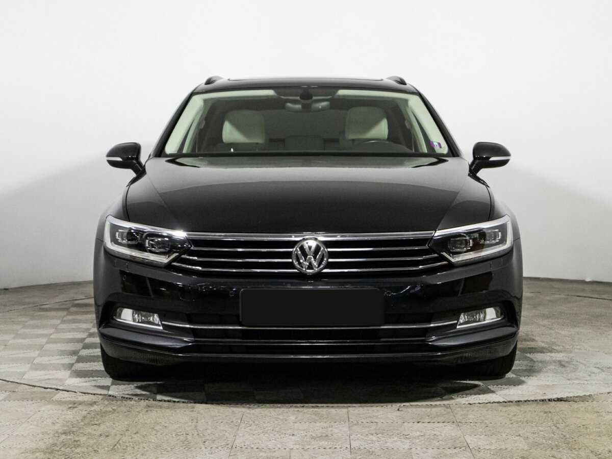 Volkswagen Passat, 2018 - фото №2