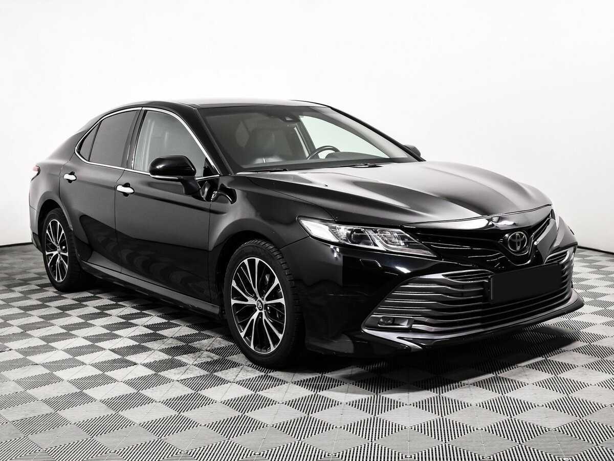 Toyota Camry, 2018 - фото №3