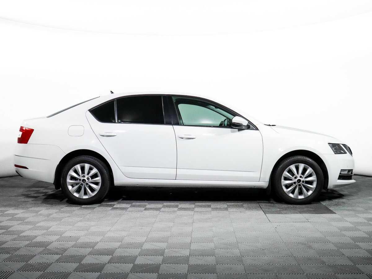 Skoda Octavia, 2019 - фото №4