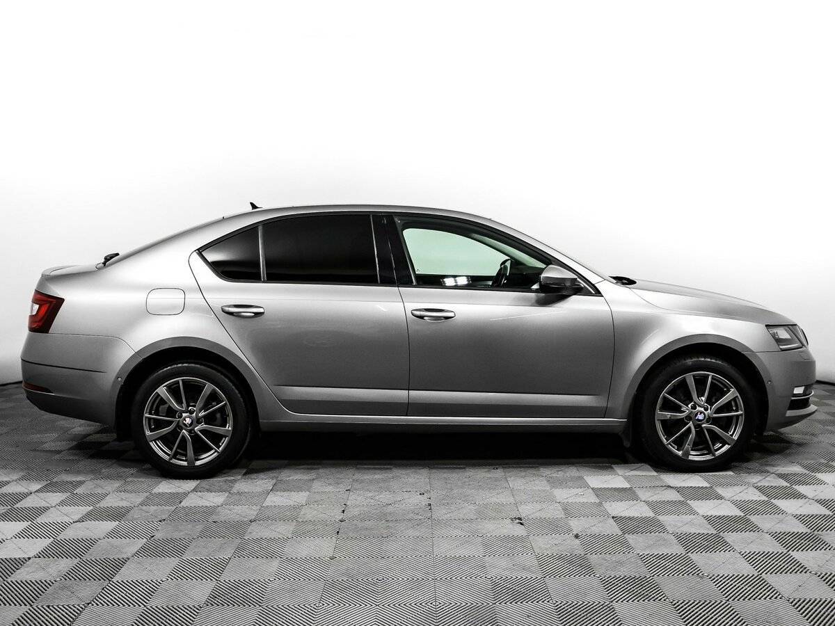 Skoda Octavia, 2018 - фото №4