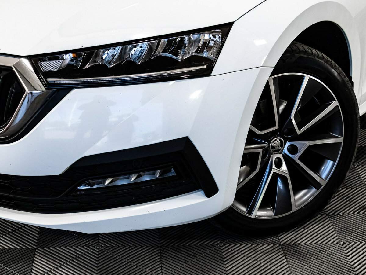 Skoda Octavia, 2021 - фото №2