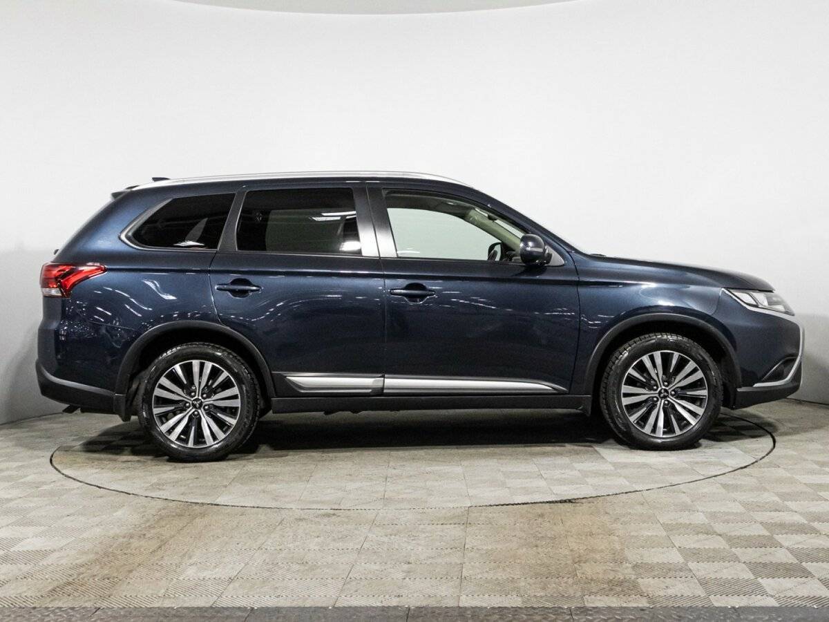 Mitsubishi Outlander, 2018 - фото №4