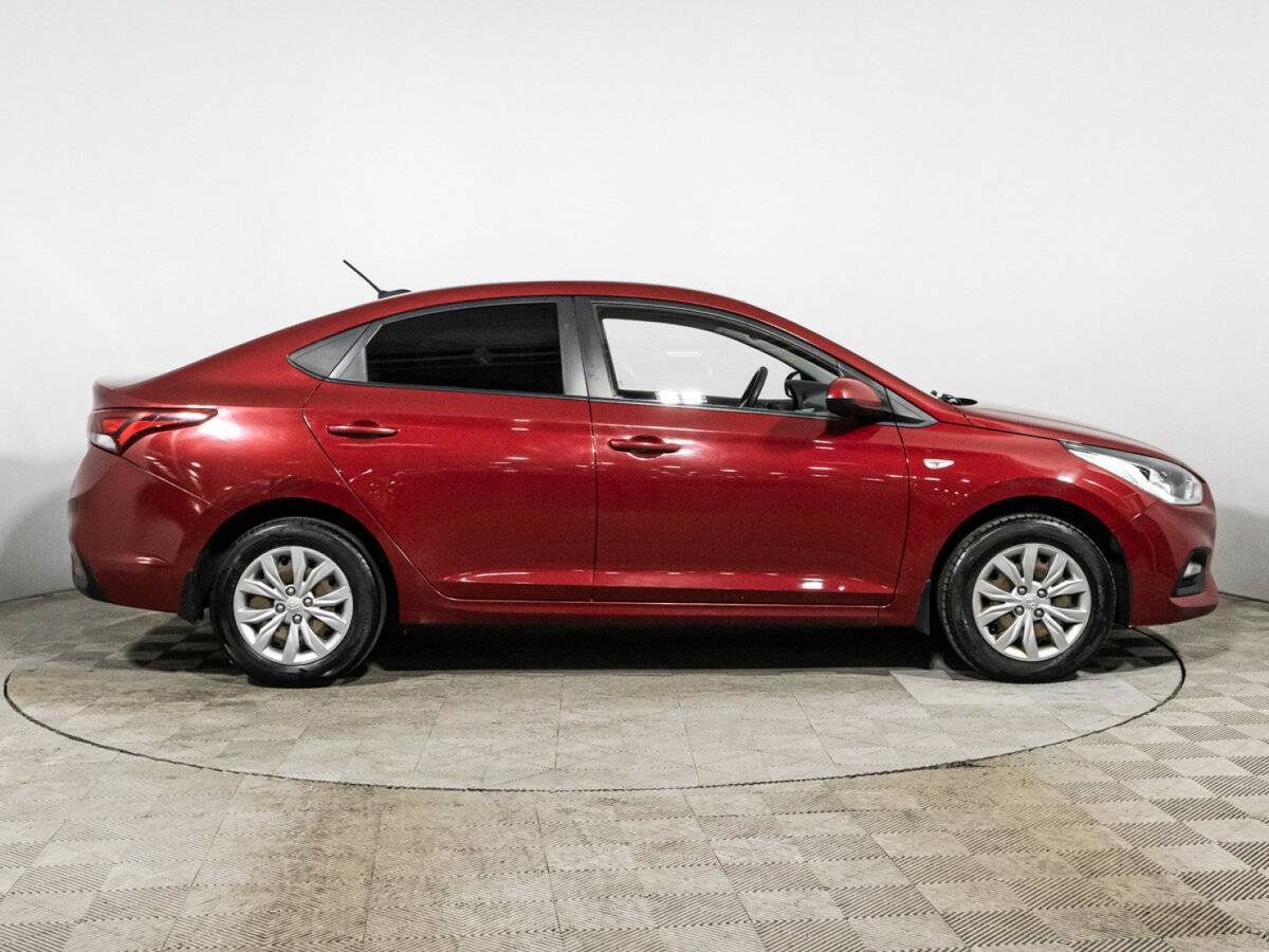 Hyundai Solaris, 2018 - фото №4