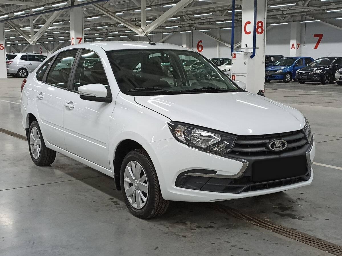 Lada (ВАЗ) Granta, 2023 - фото №3