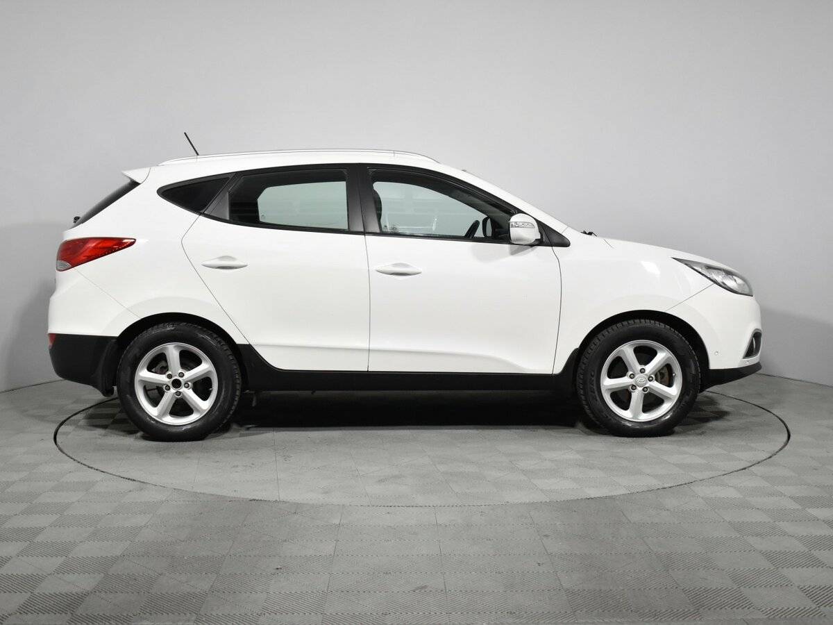 Hyundai ix35, 2012 - фото №4