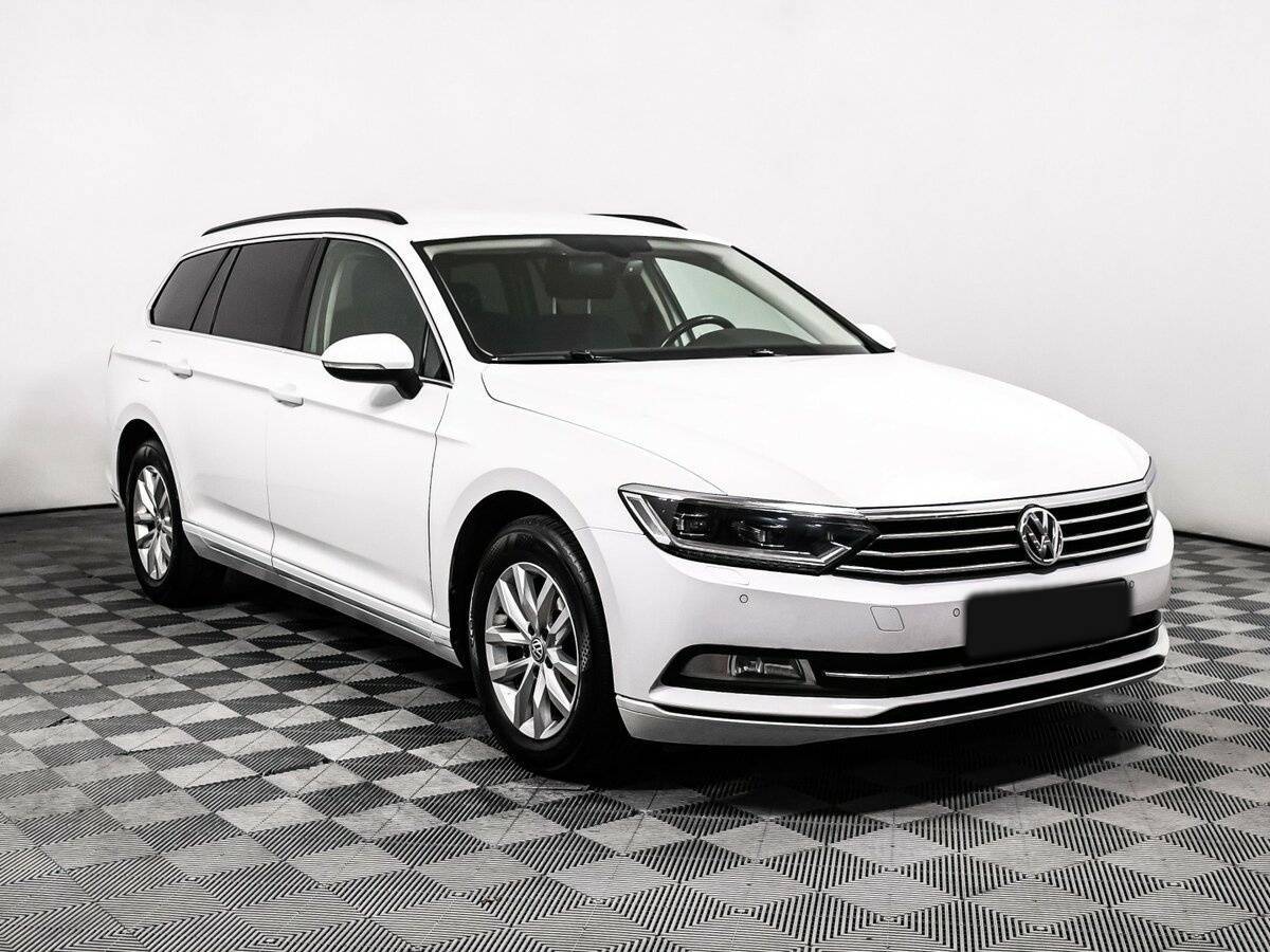 Volkswagen Passat, 2018 - фото №3