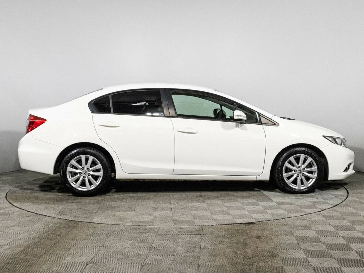 Honda Civic, 2012 - фото №4