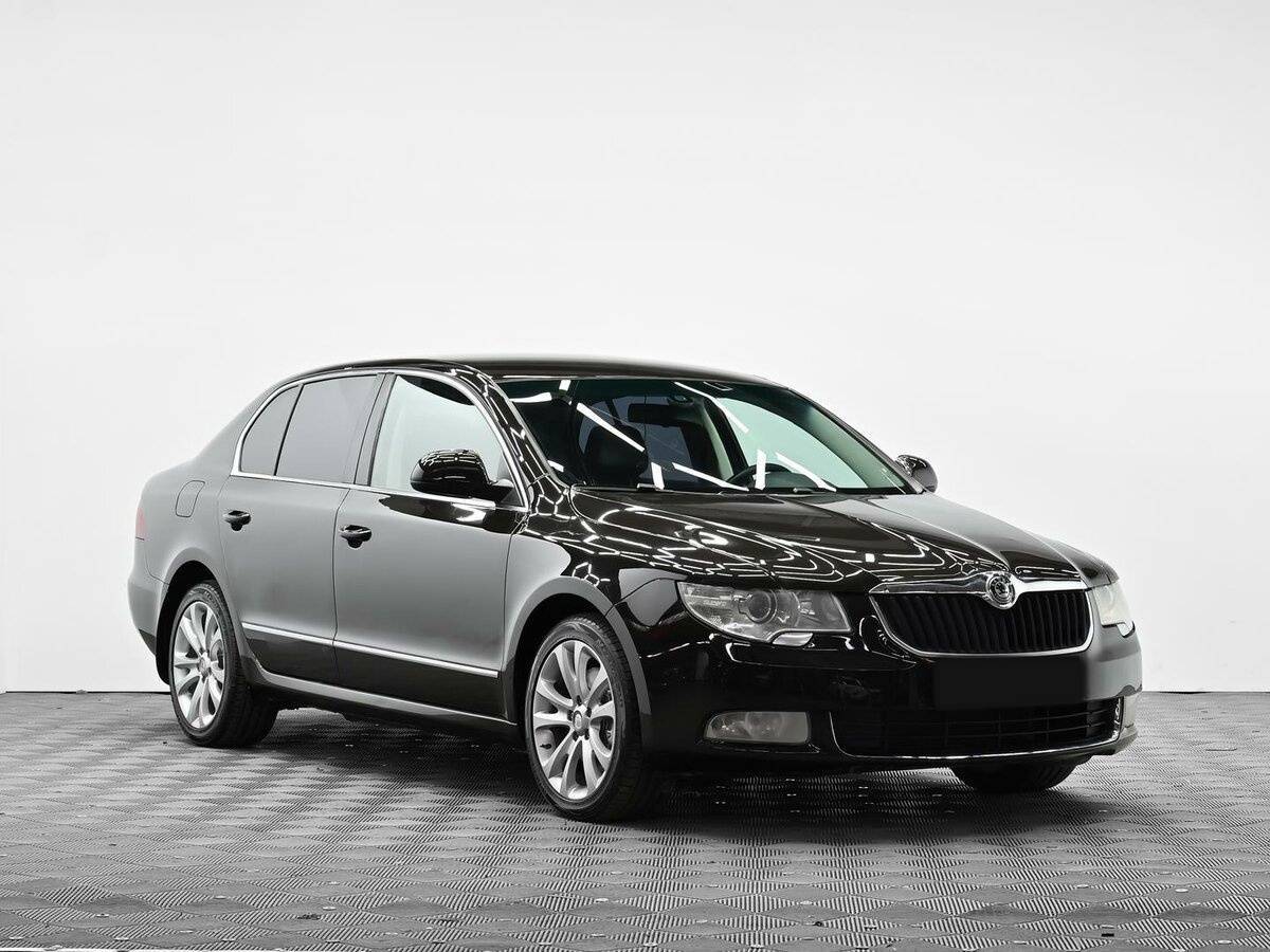 Skoda Superb, 2012 - фото №2