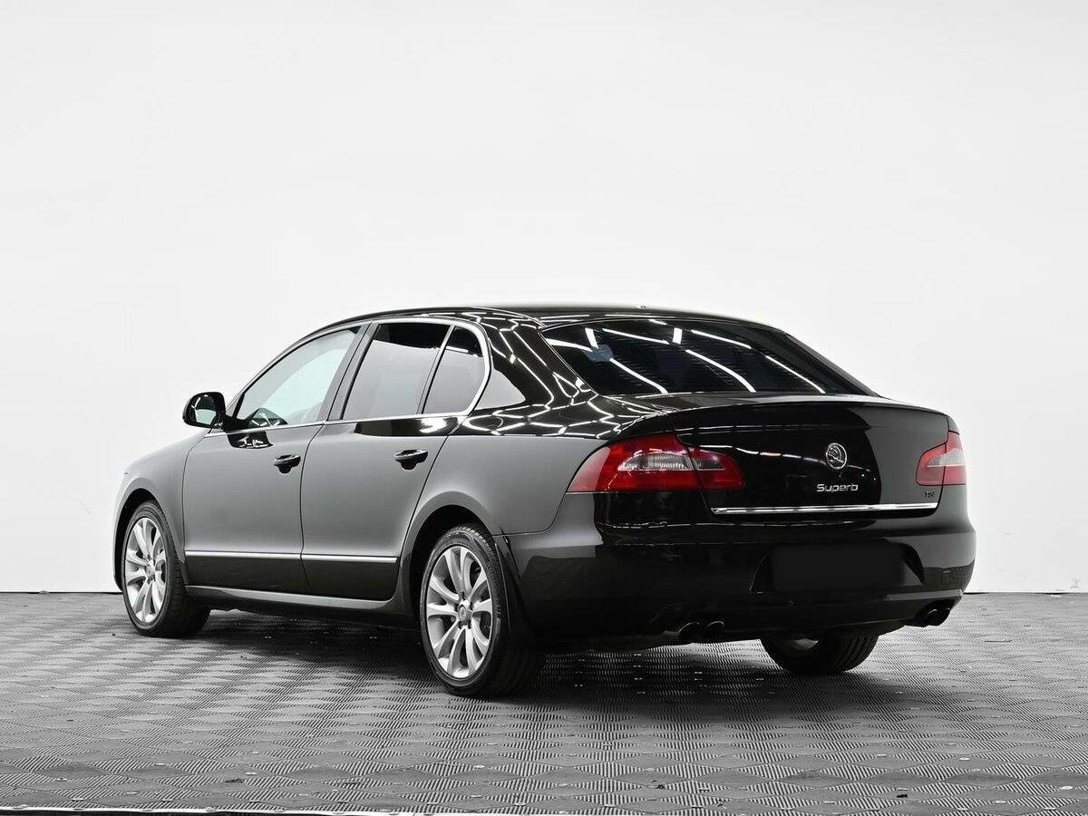 Skoda Superb, 2012 - фото №3