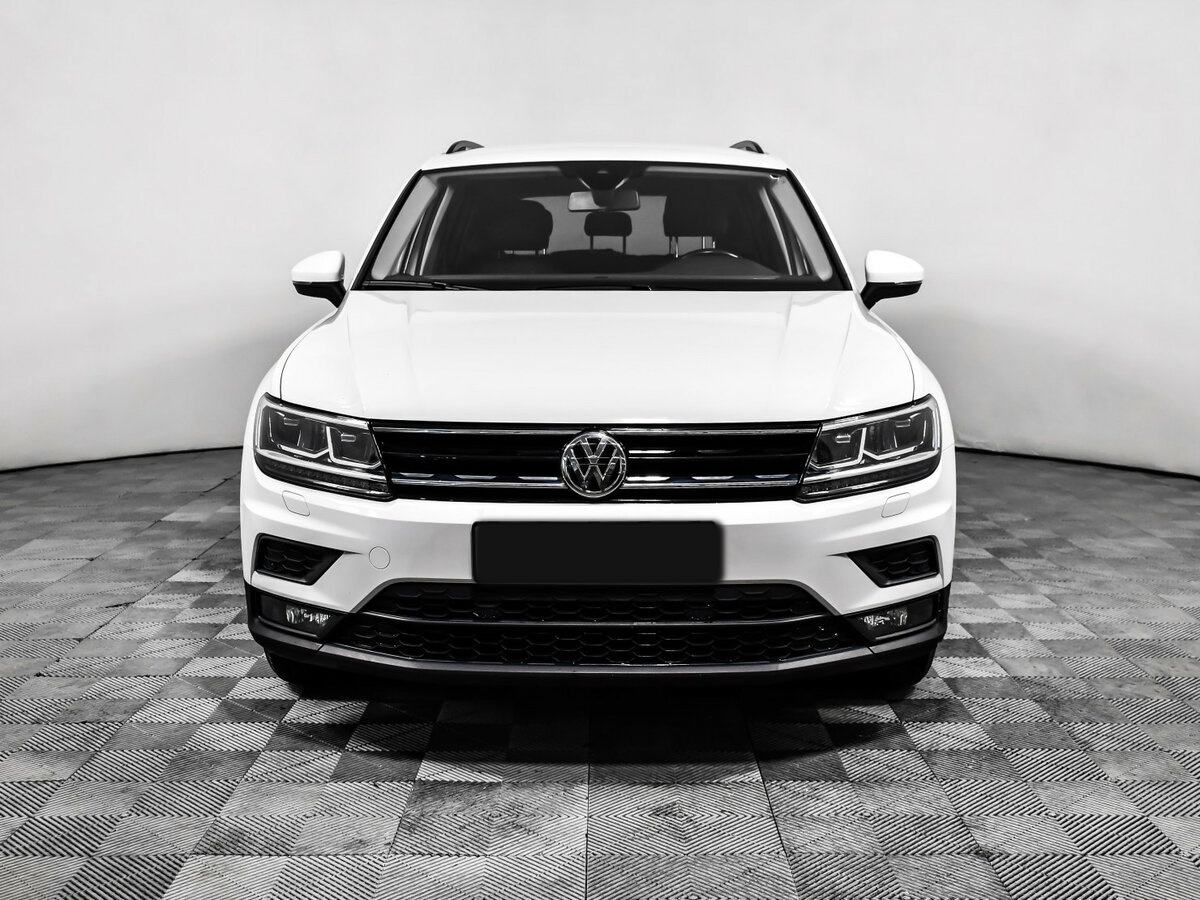 Volkswagen Tiguan II, 2020 - фото №2