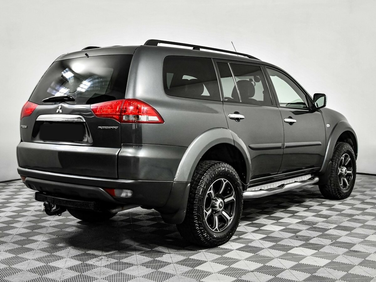 Mitsubishi Pajero Sport II Рестайлинг, 2013 - фото №4