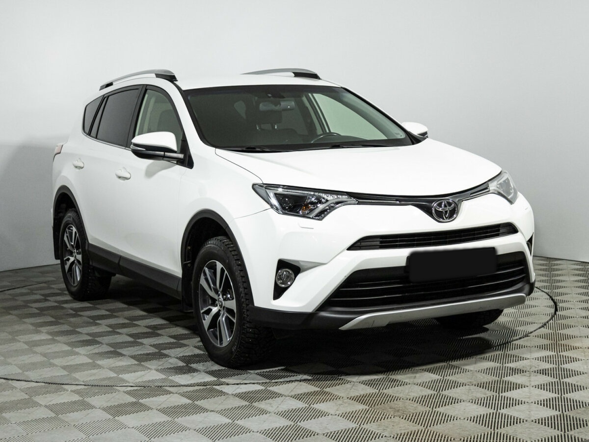 Toyota RAV4 IV (XA40) Рестайлинг, 2016 - фото №3