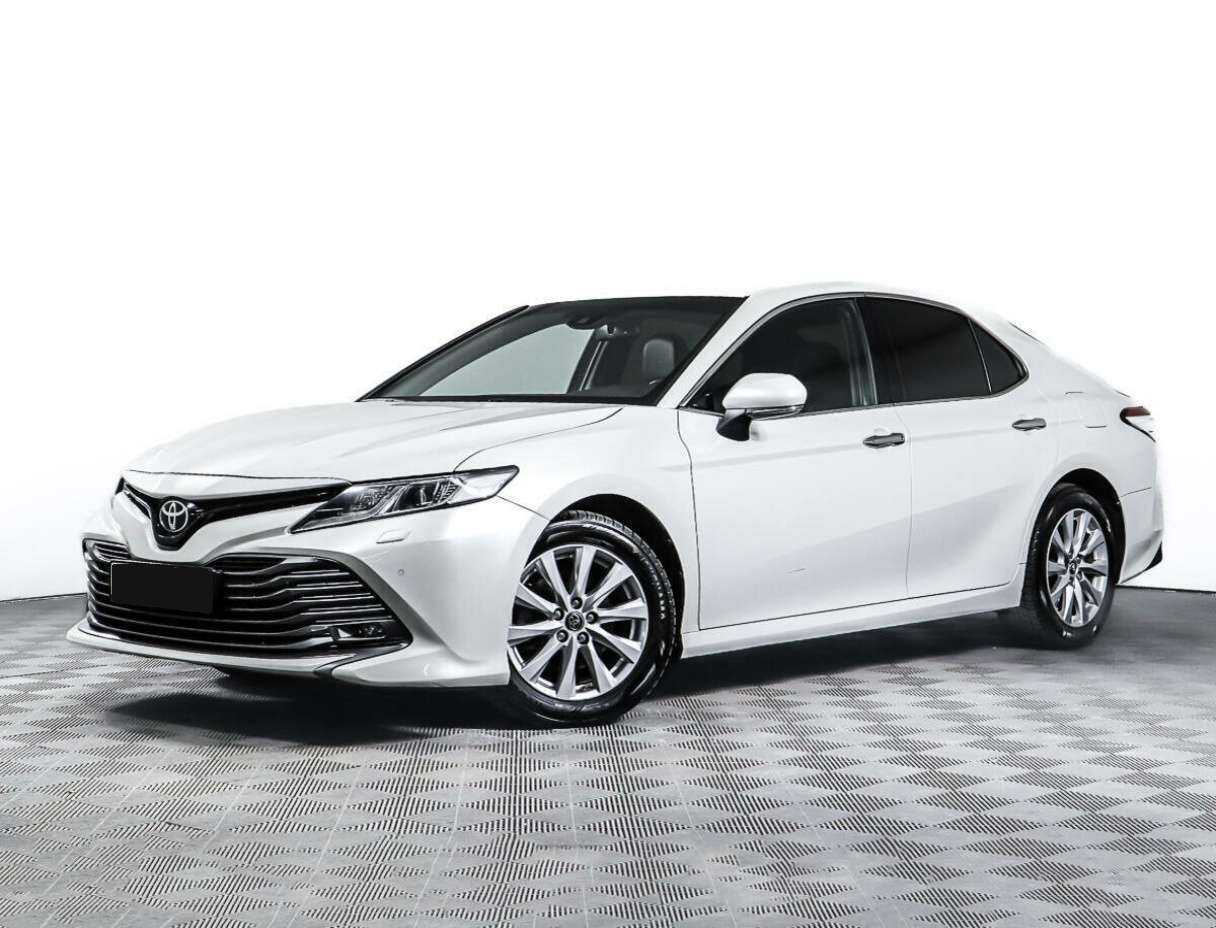 Toyota Camry, 2018