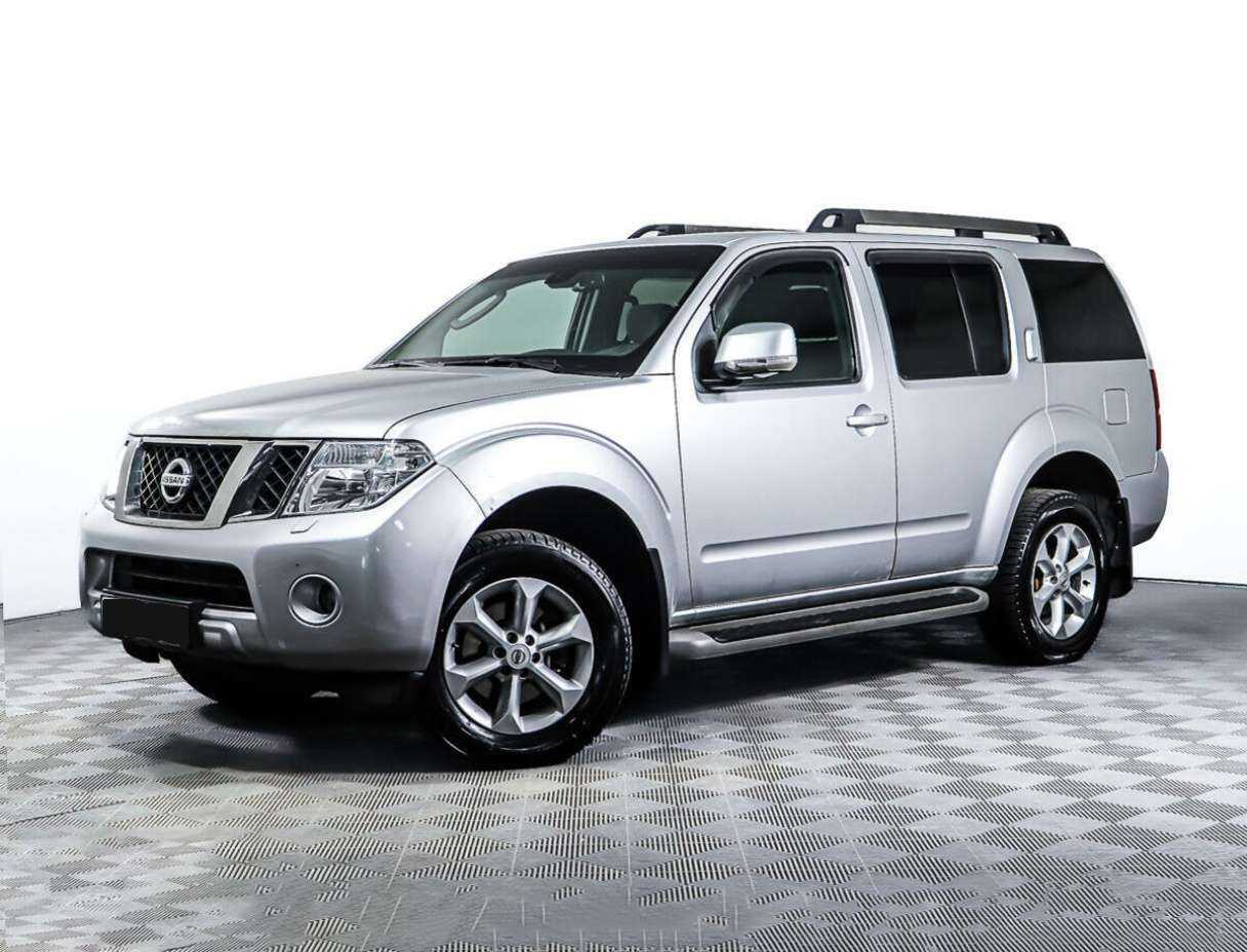 Nissan Pathfinder, 2012