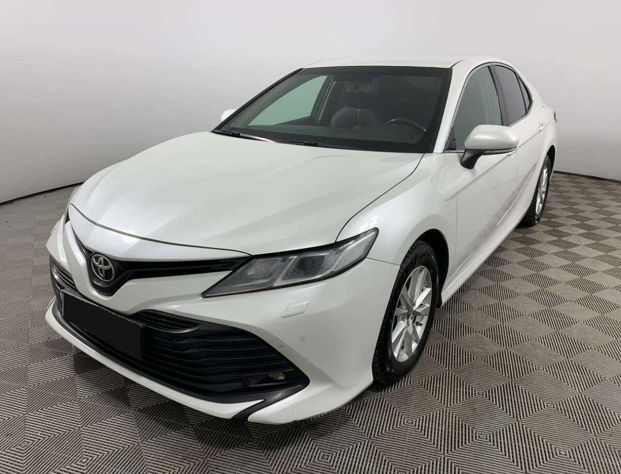 Toyota Camry, 2020