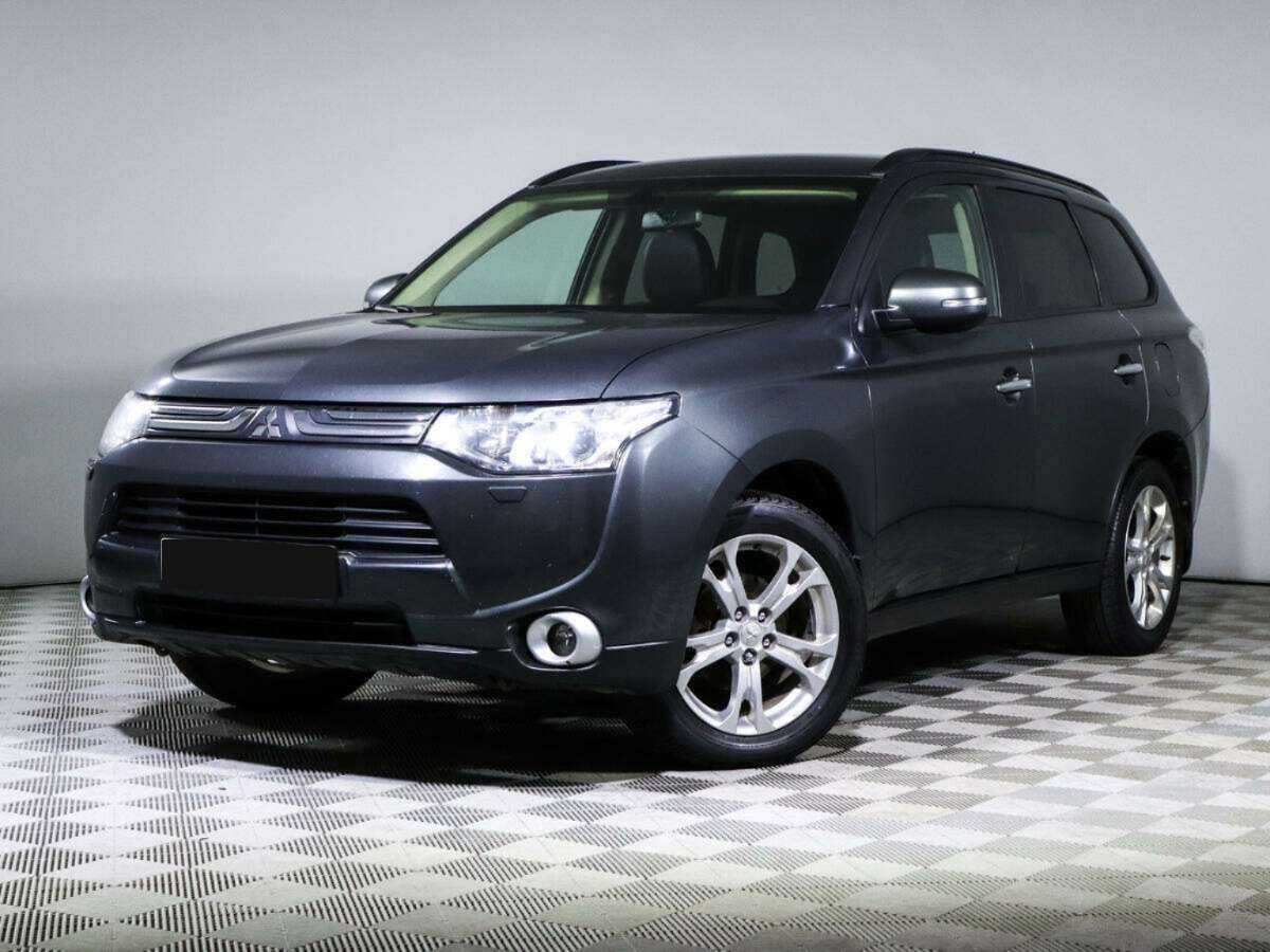 Mitsubishi Outlander, 2013