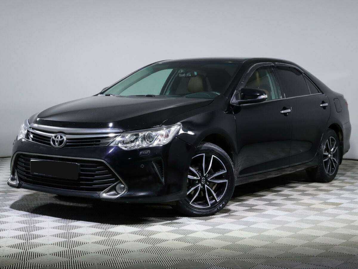 Toyota Camry, 2016