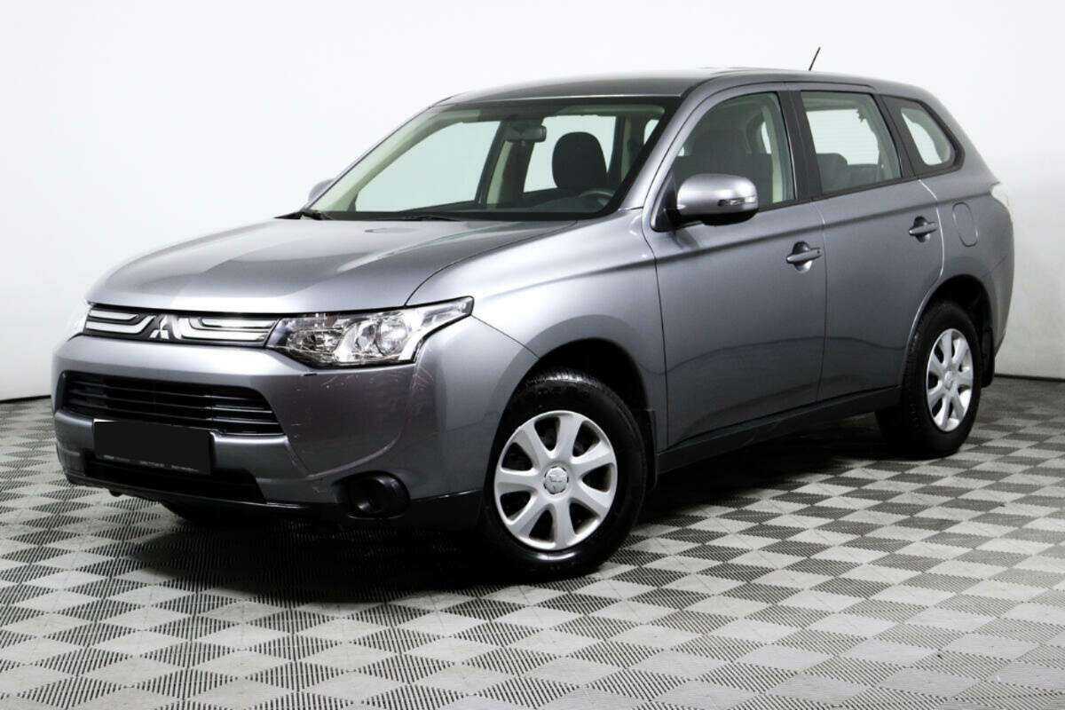 Mitsubishi Outlander, 2012