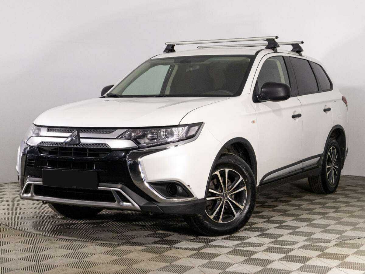 Mitsubishi Outlander, 2020