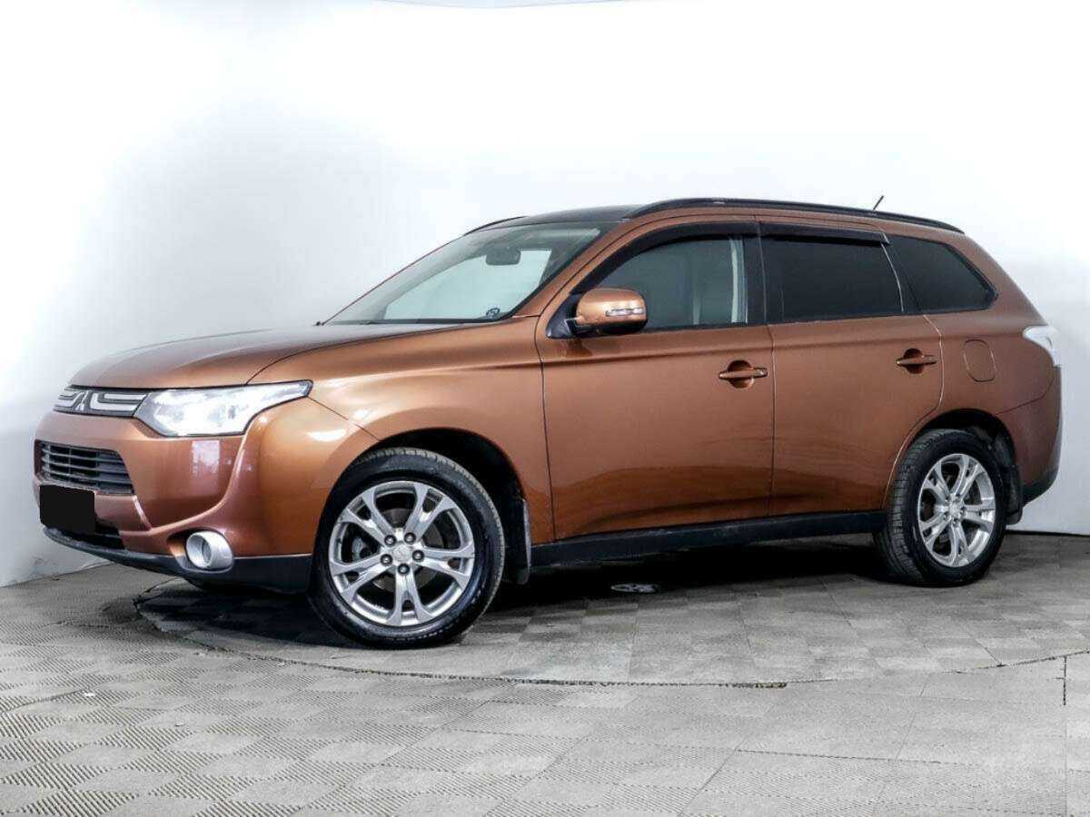 Mitsubishi Outlander, 2012