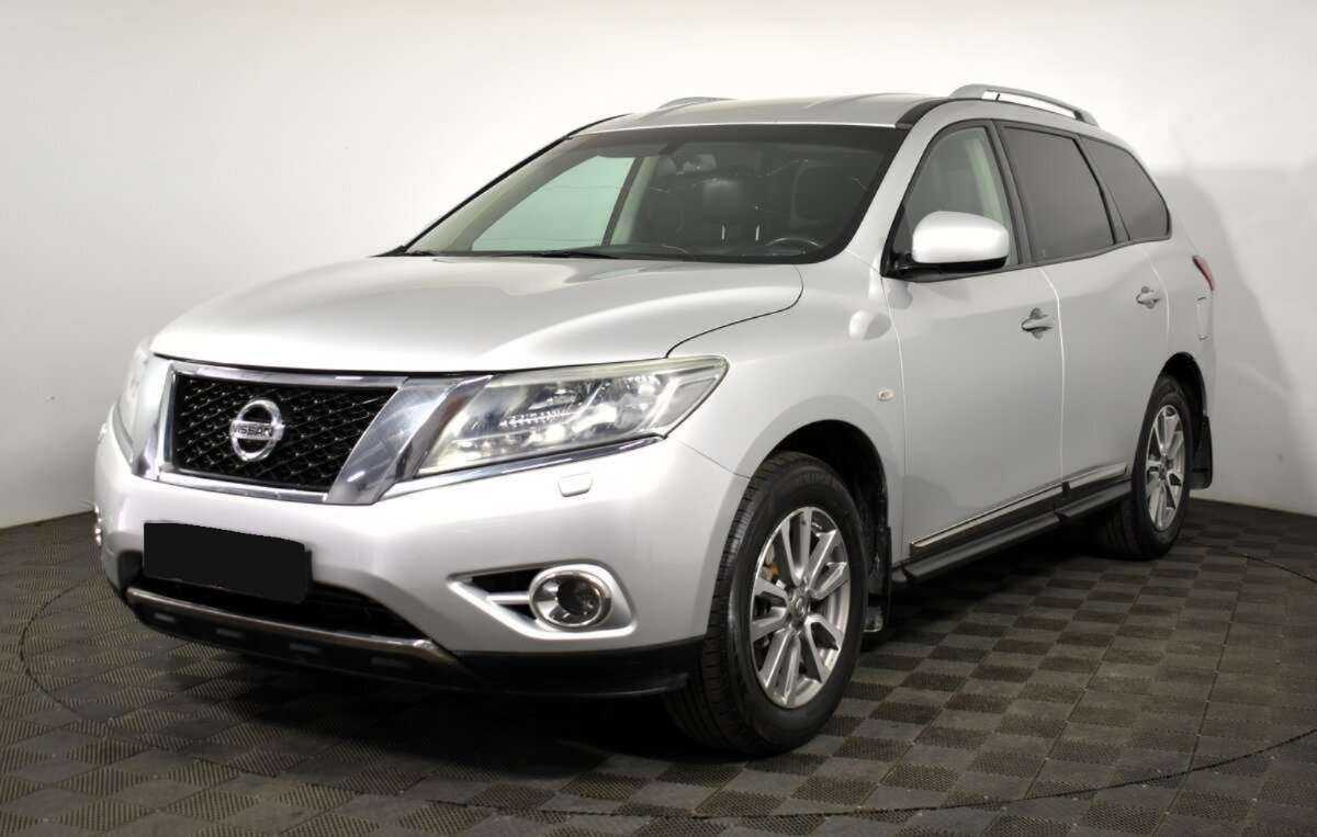 Nissan Pathfinder, 2015