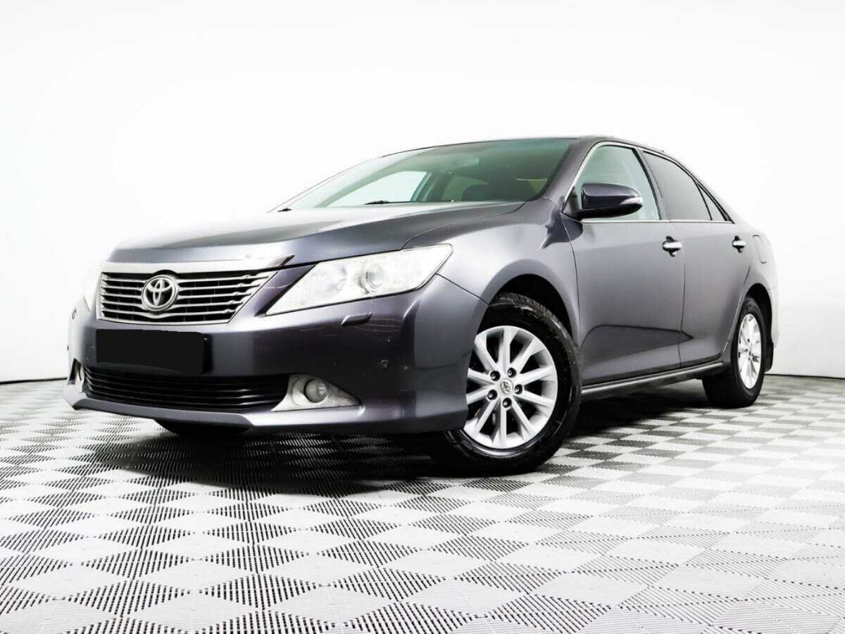 Toyota Camry, 2012