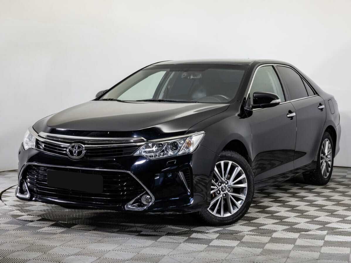 Toyota Camry, 2016