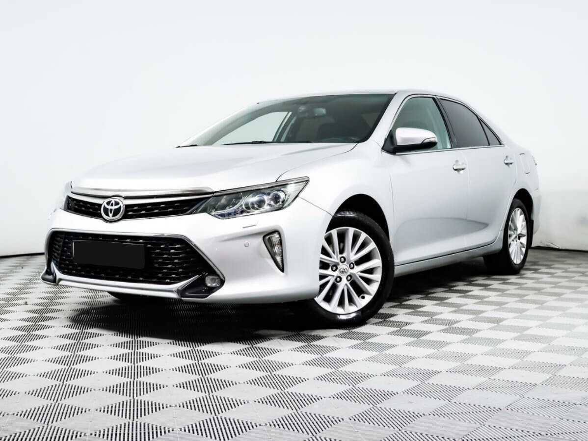 Toyota Camry, 2015
