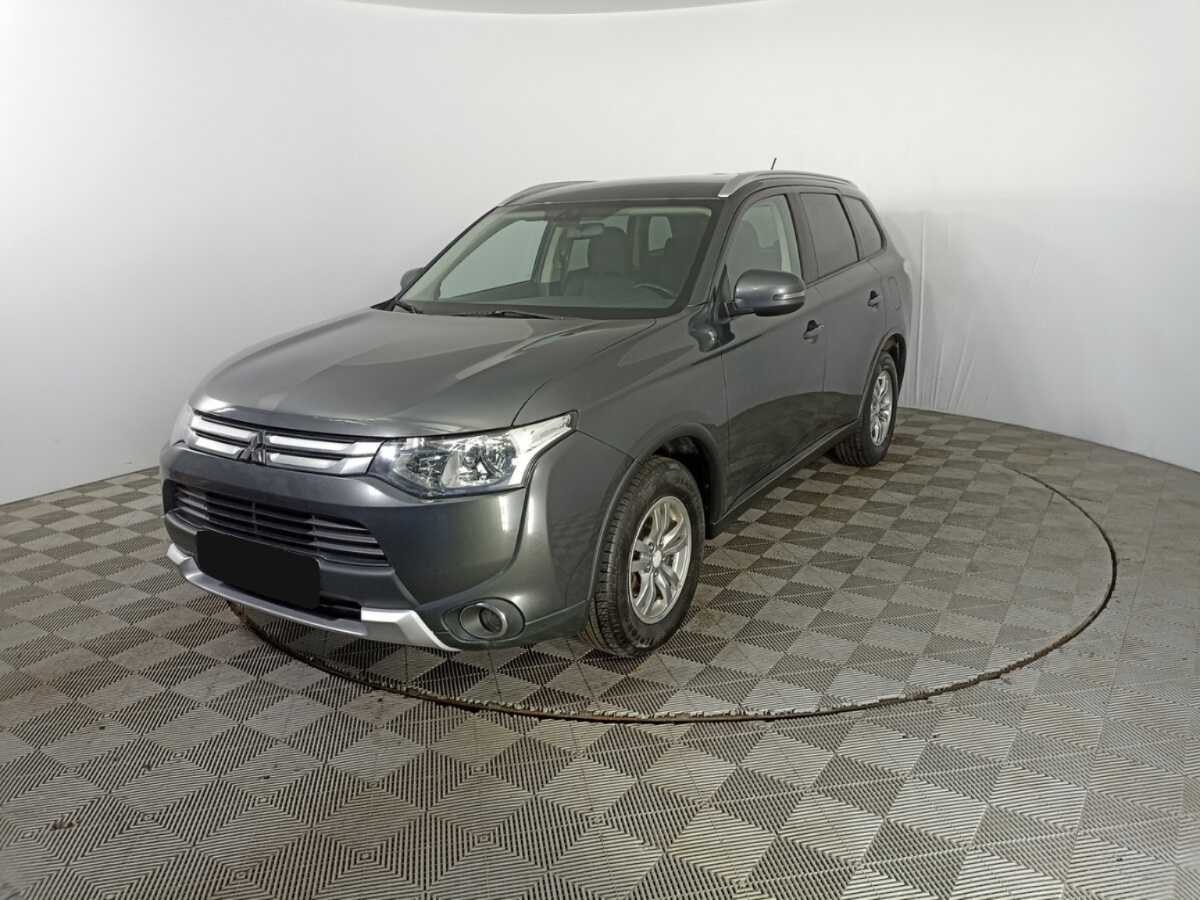 Mitsubishi Outlander, 2014
