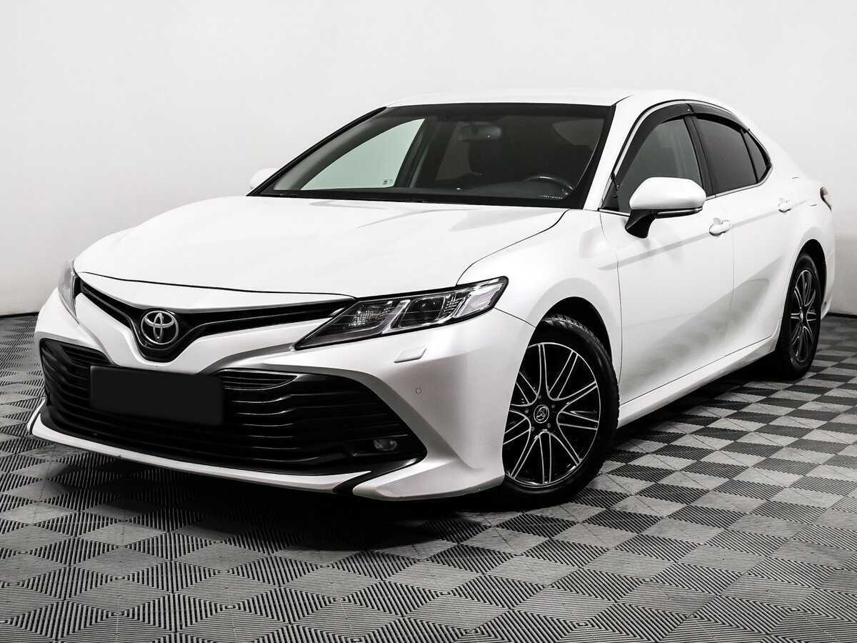 Toyota Camry, 2018