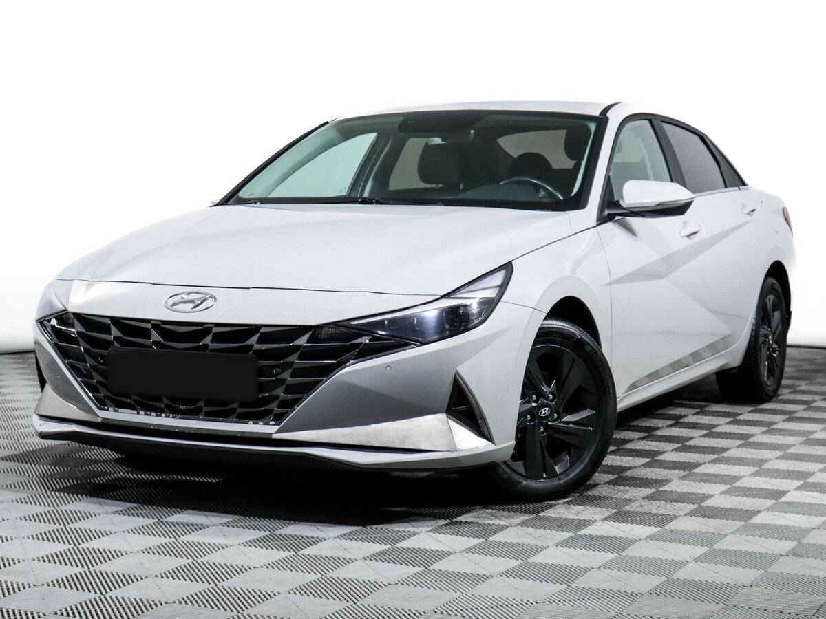 Hyundai Elantra, 2021