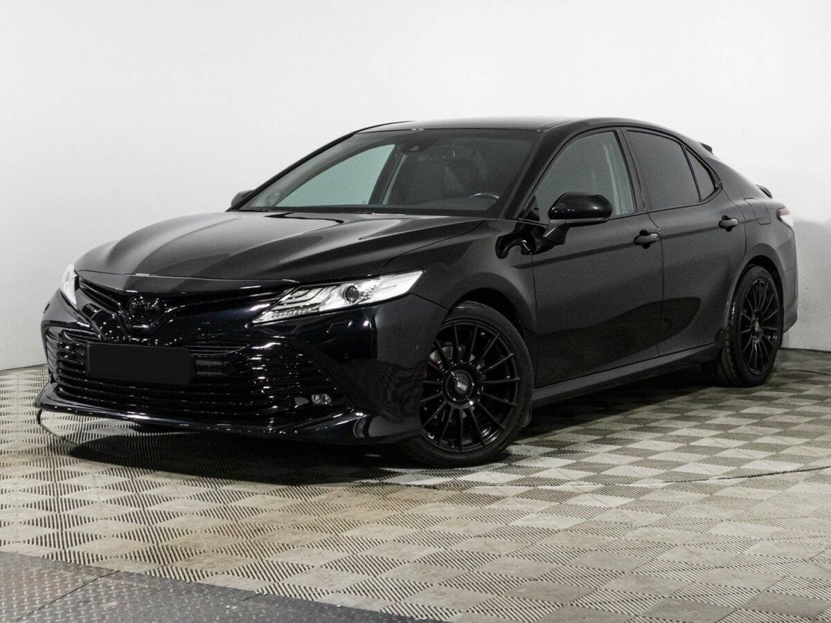 Toyota Camry, 2018