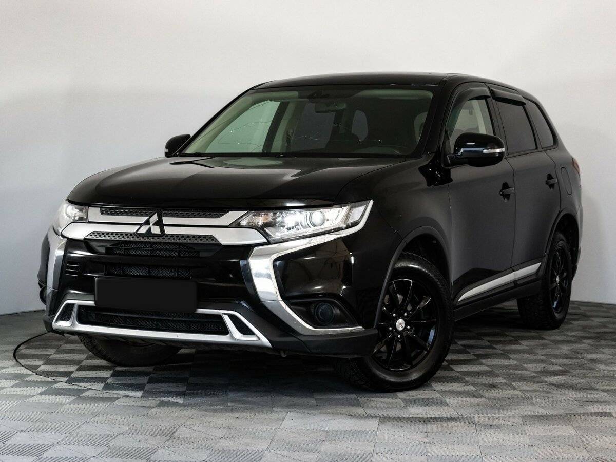 Mitsubishi Outlander, 2020