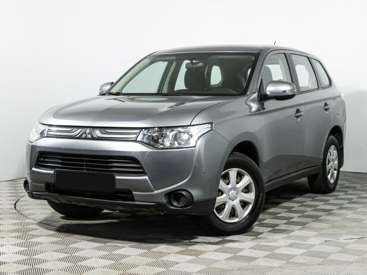 Mitsubishi Outlander III, 2013